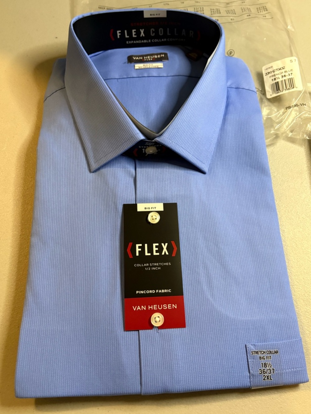 Mens Van Heusen Dress Shirt, NWT